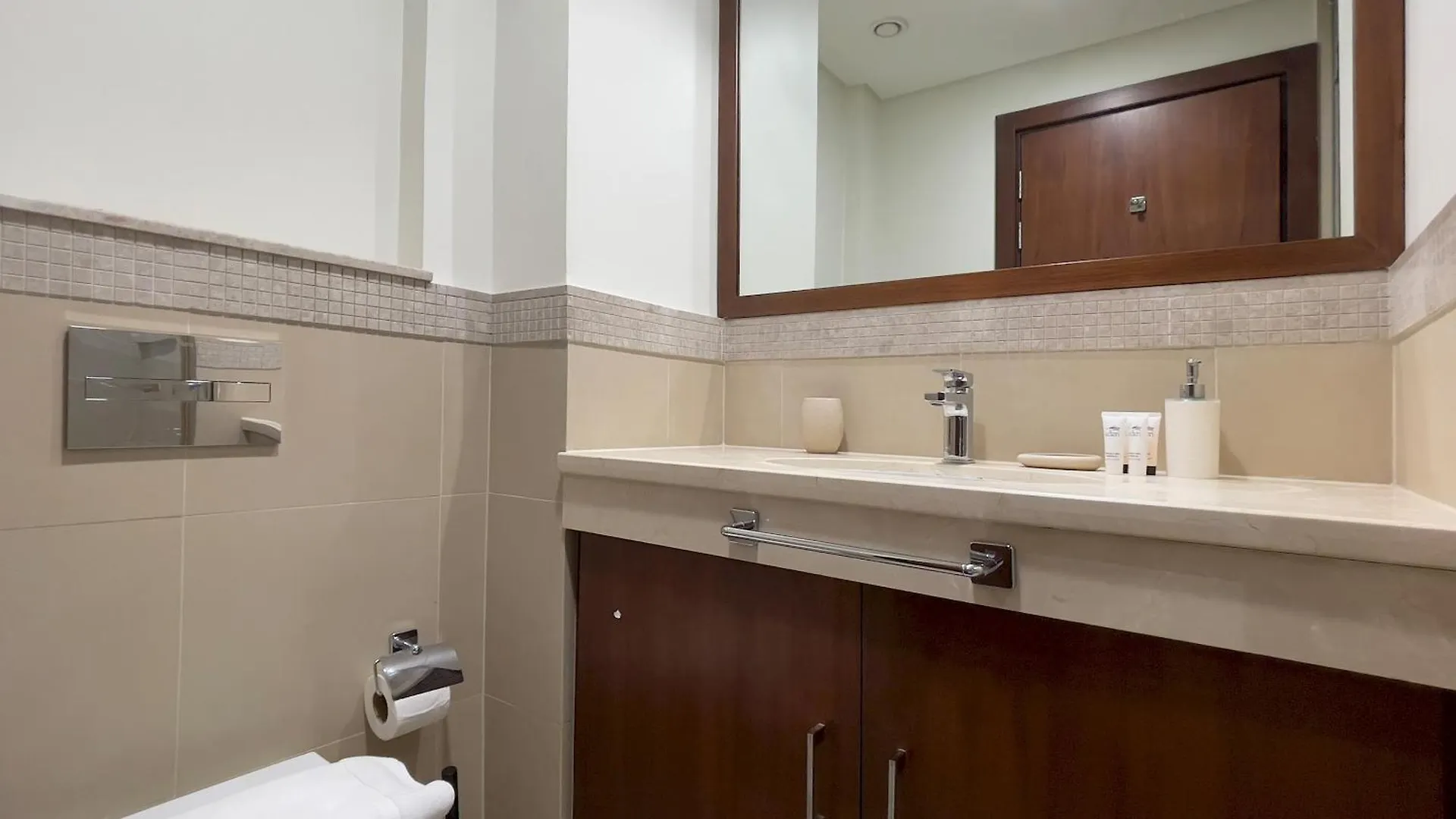 Apartment Elite Lux Holiday Homes - 3Br Full Burj Khalifa Fountain Views In Downtown Dubai United Arab Emirates